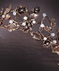 Nicoletta Carlone "Whitney" Pearl Flower Crown